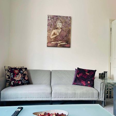 Luxury Apartment In Paddington Londra Esterno foto
