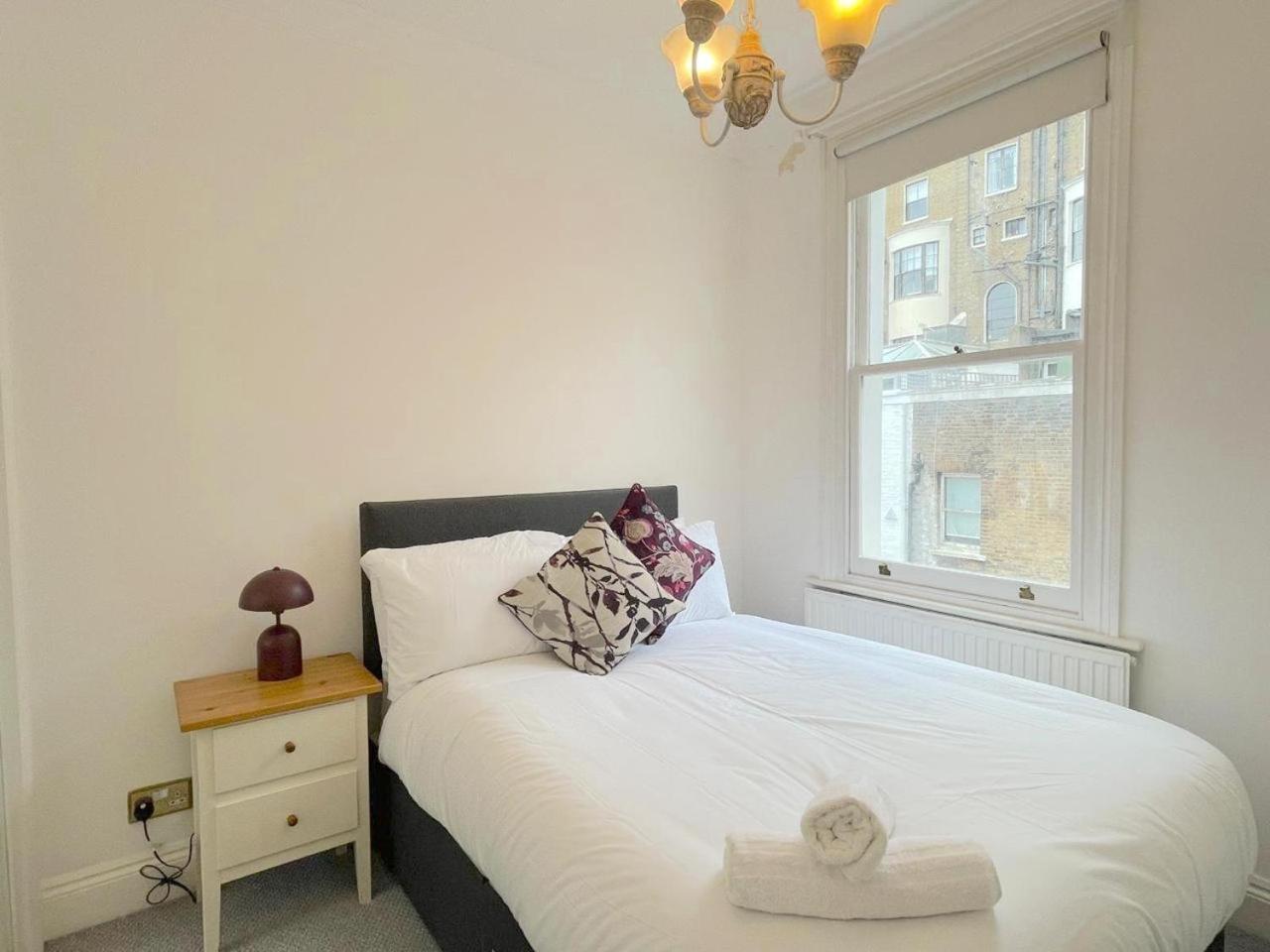 Luxury Apartment In Paddington Londra Esterno foto
