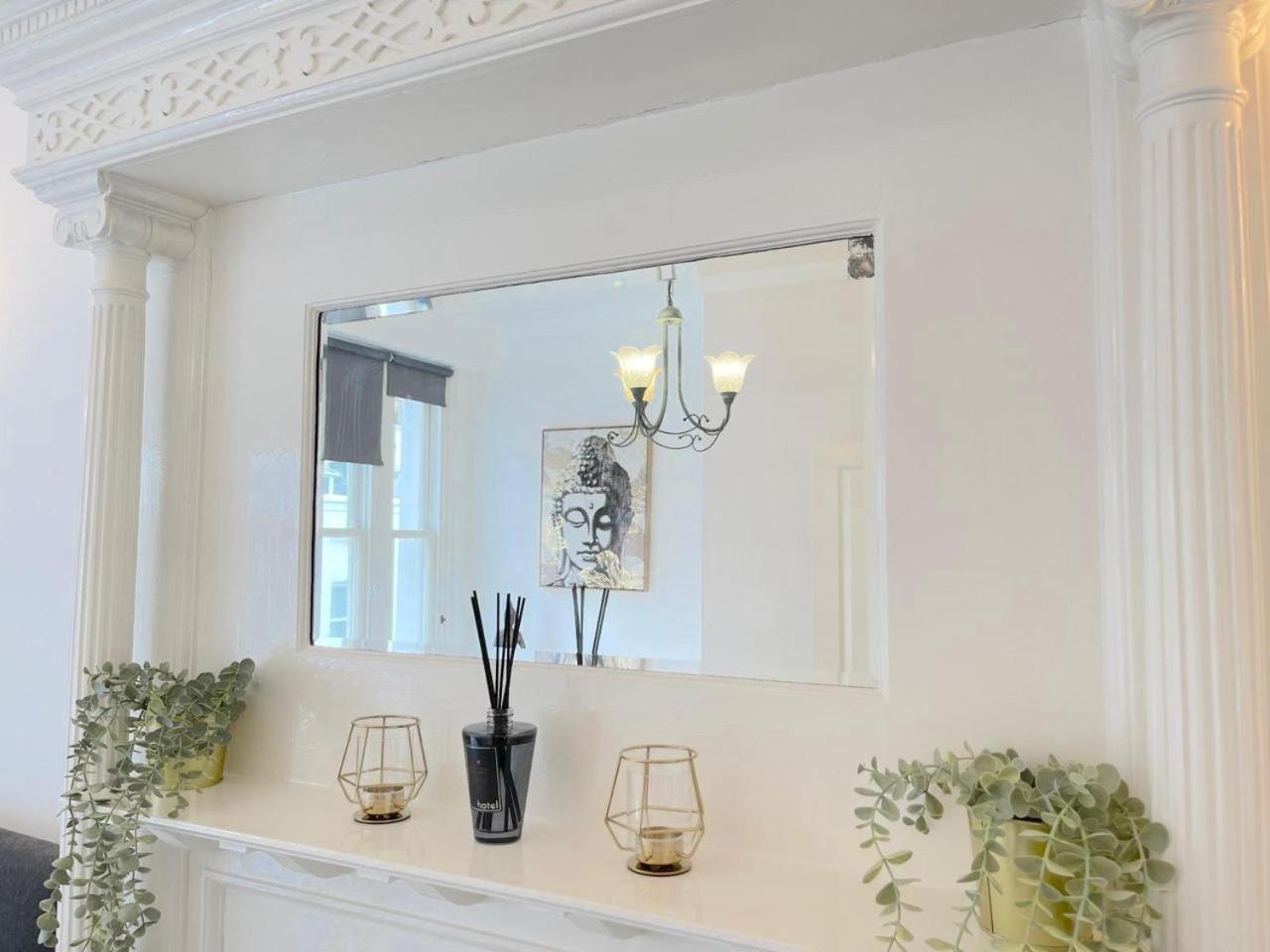 Luxury Apartment In Paddington Londra Esterno foto