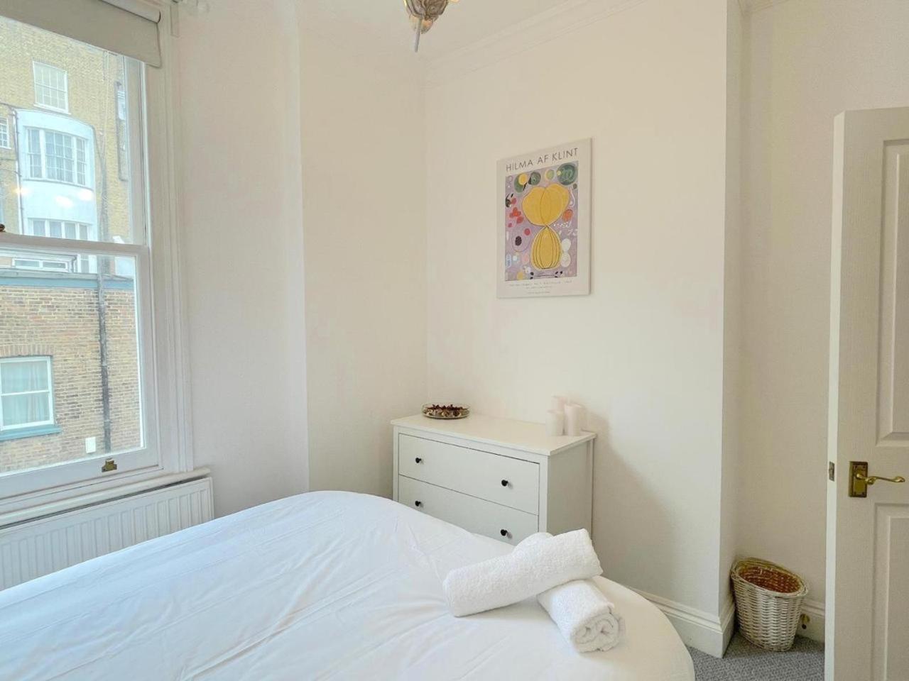 Luxury Apartment In Paddington Londra Esterno foto