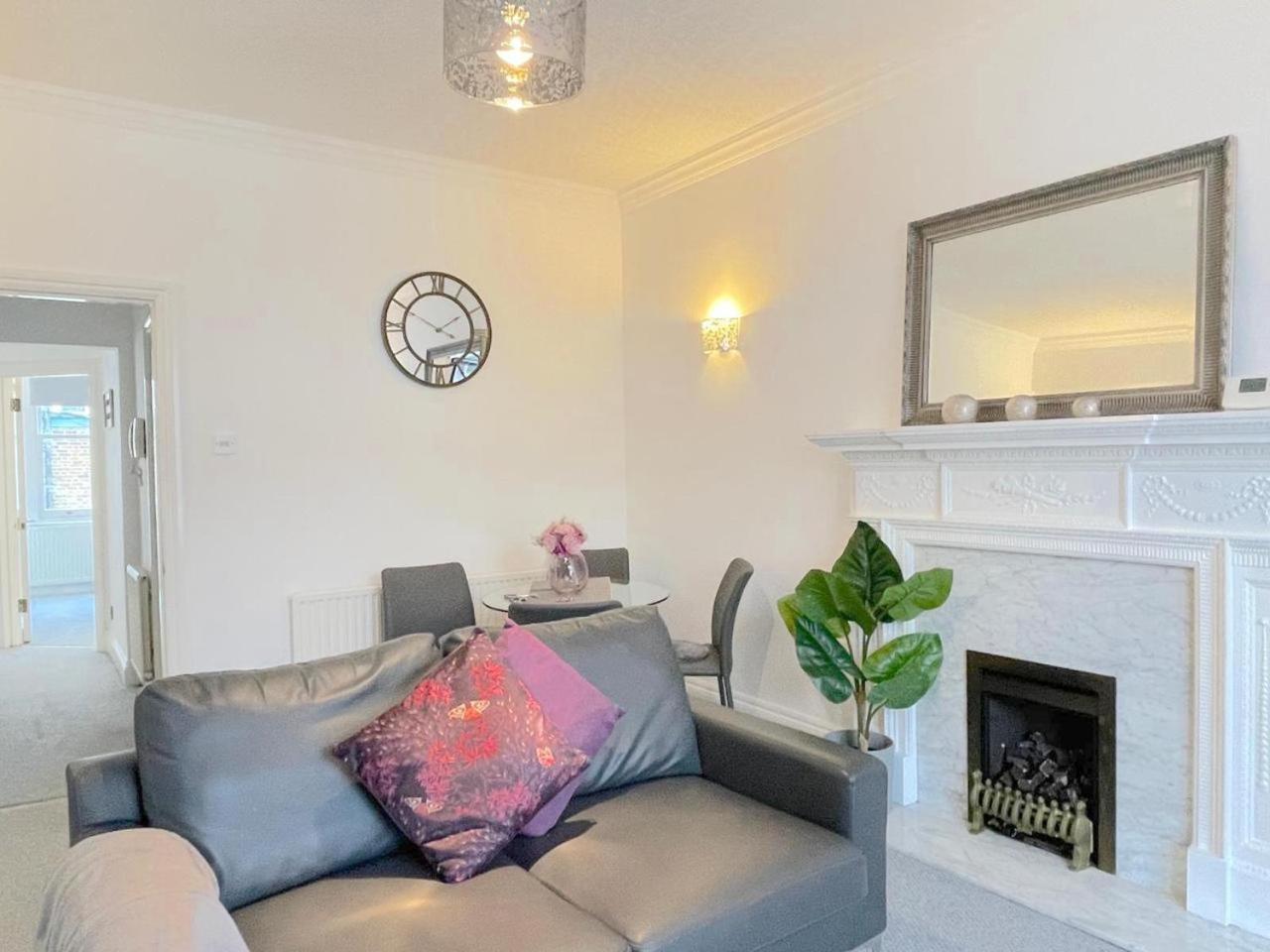 Luxury Apartment In Paddington Londra Esterno foto