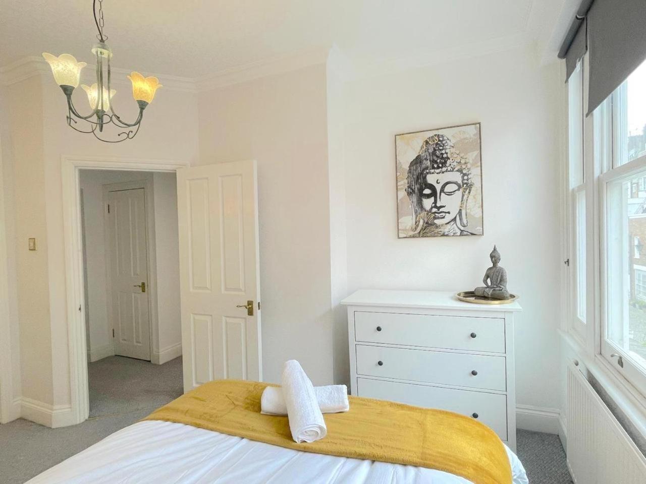 Luxury Apartment In Paddington Londra Esterno foto